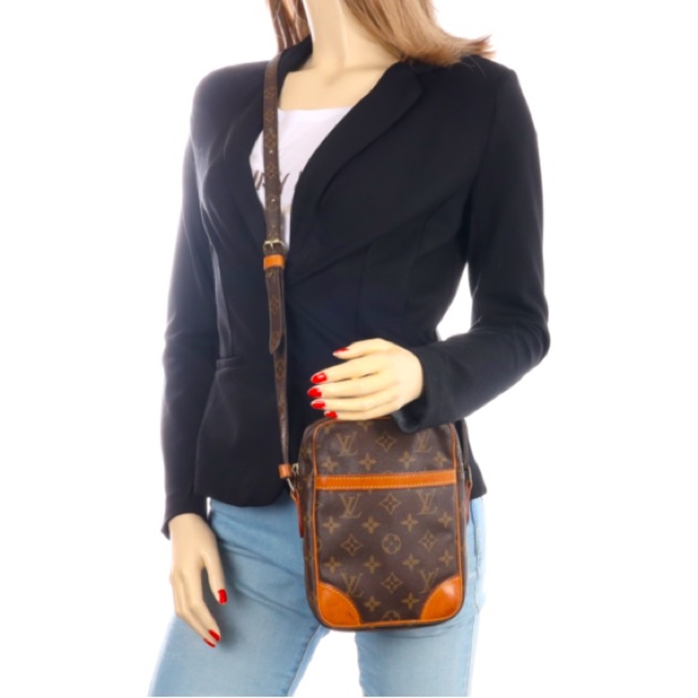 Authentic Vintage Louis Vuitton Monogram Crossbody Shoulder Bag